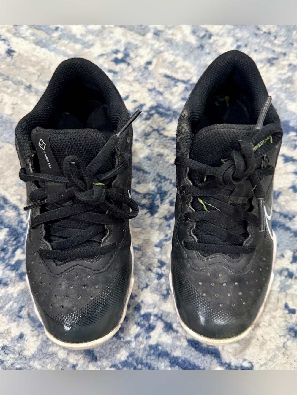 Nike Kids Baseball Cleats Size 13